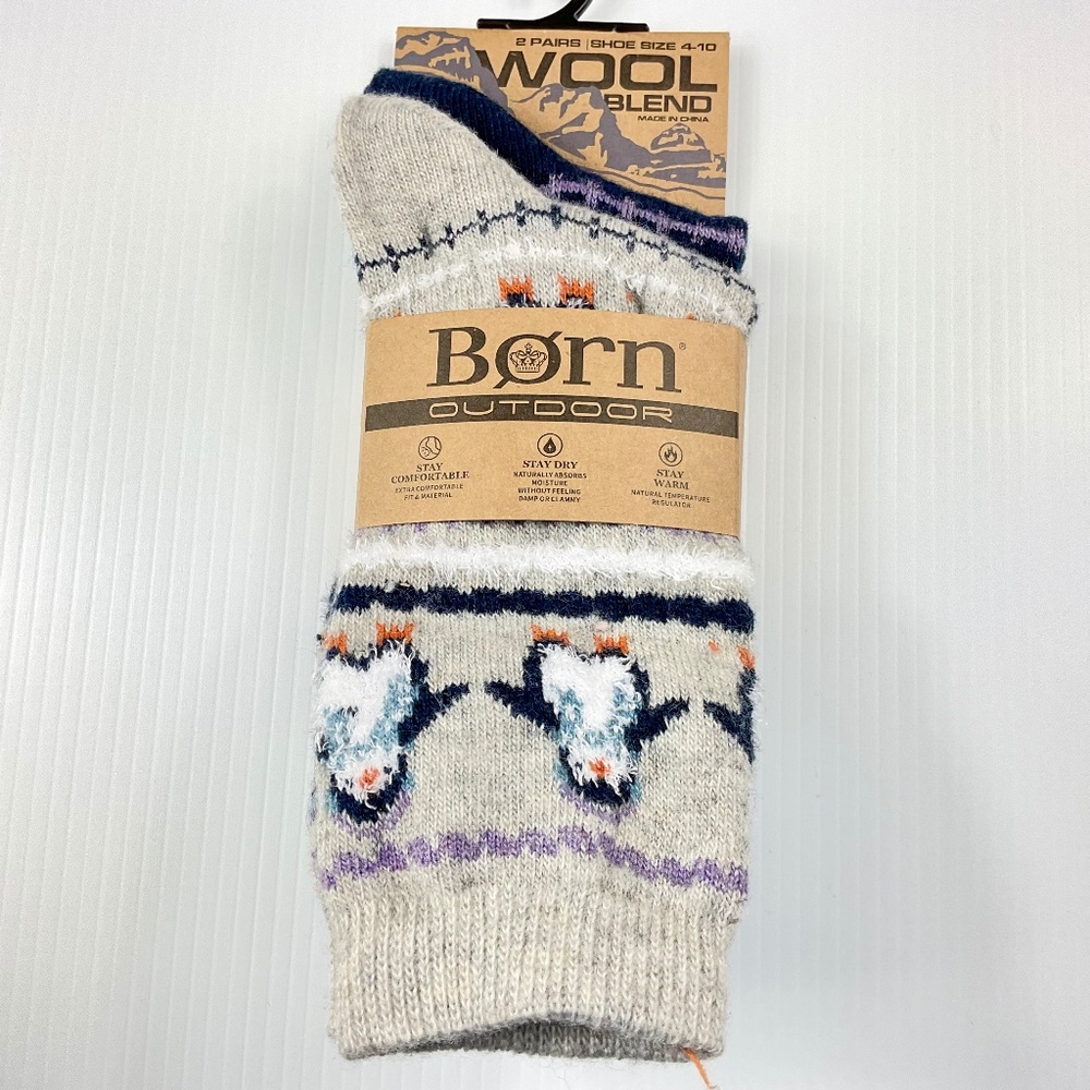 NWT Born Wool Blend Penguin Winter Themed Women’s Winter Boot Socks, 2 pack🐧
